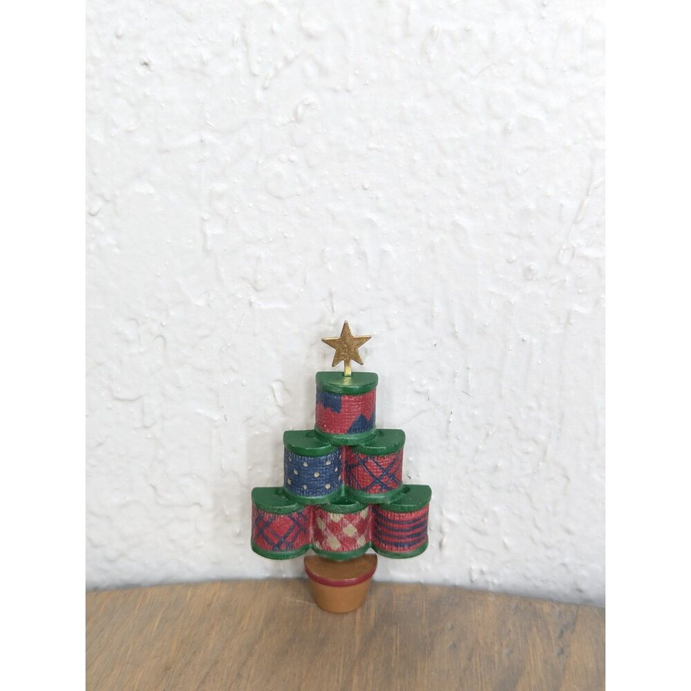 Vintage Hallmark Holiday Brooch Pin Sewing Spools - Picture 2 of 4